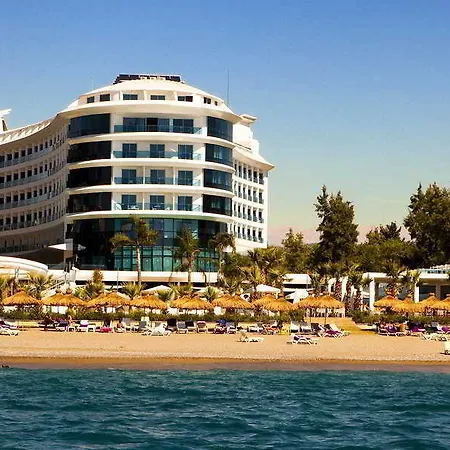 Q Premium Hotel Okurcalar
