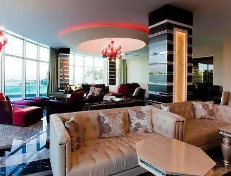 Hotel Q Premium